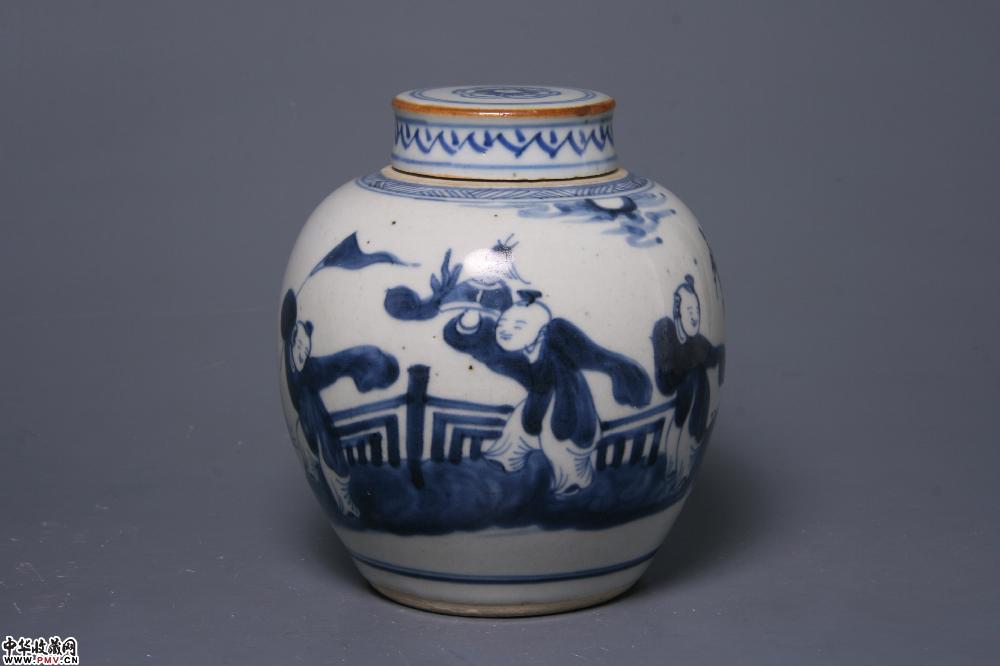 清康熙景德镇窑青花婴戏纹盖罐