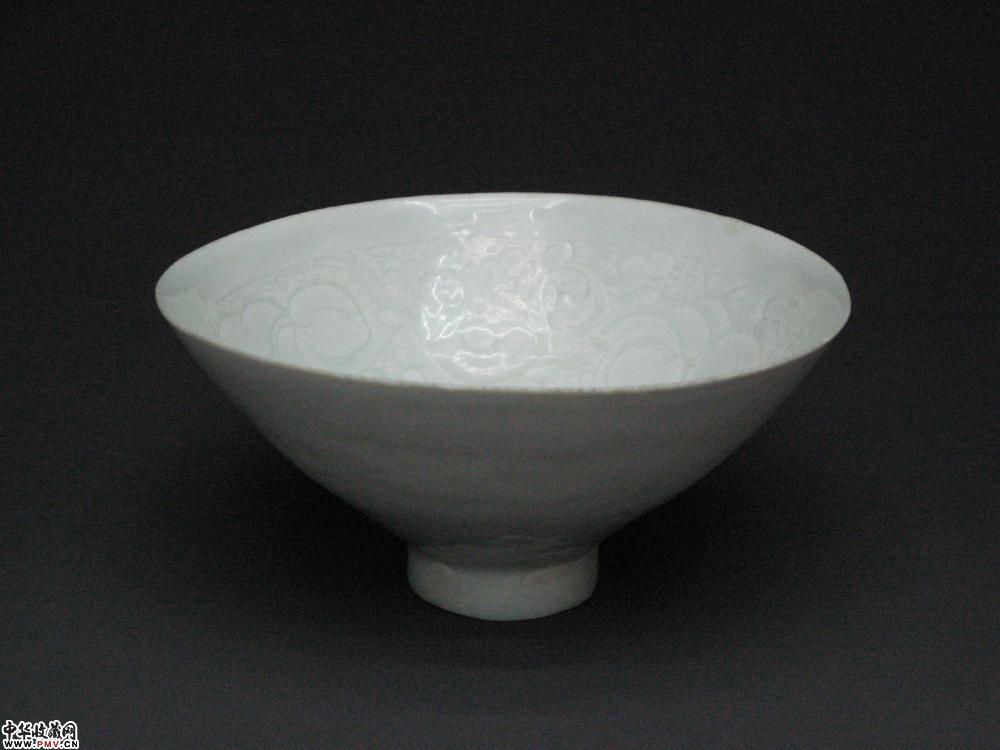 宋湖田窑浮雕四娃娃碗