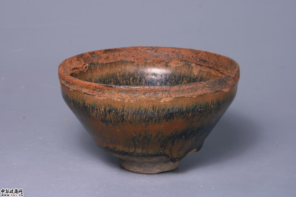 南宋建窑黑釉金兔毫盏