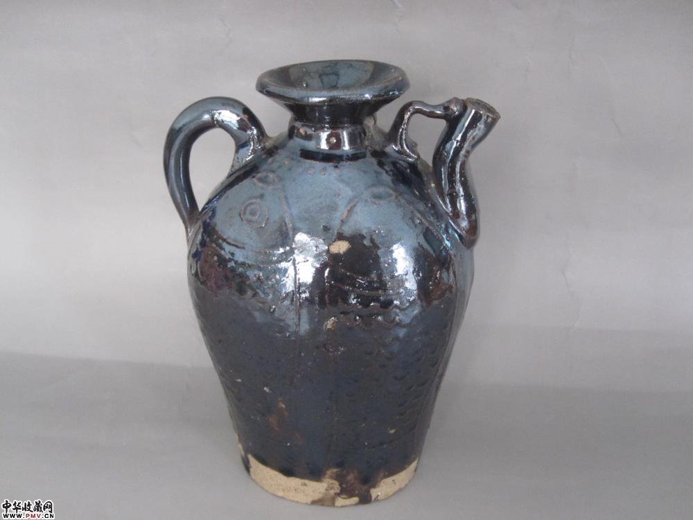 金元磁州窑褐釉印双鱼花卉图扁型执壶《已售》