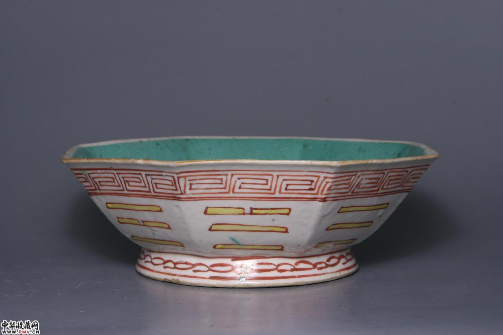 民国景德镇窑五彩八卦纹八角大碗