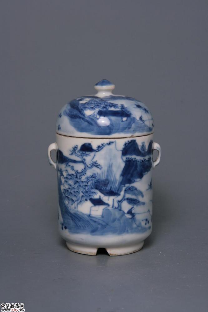 清光绪景德镇窑青花山水人物纹盖盅