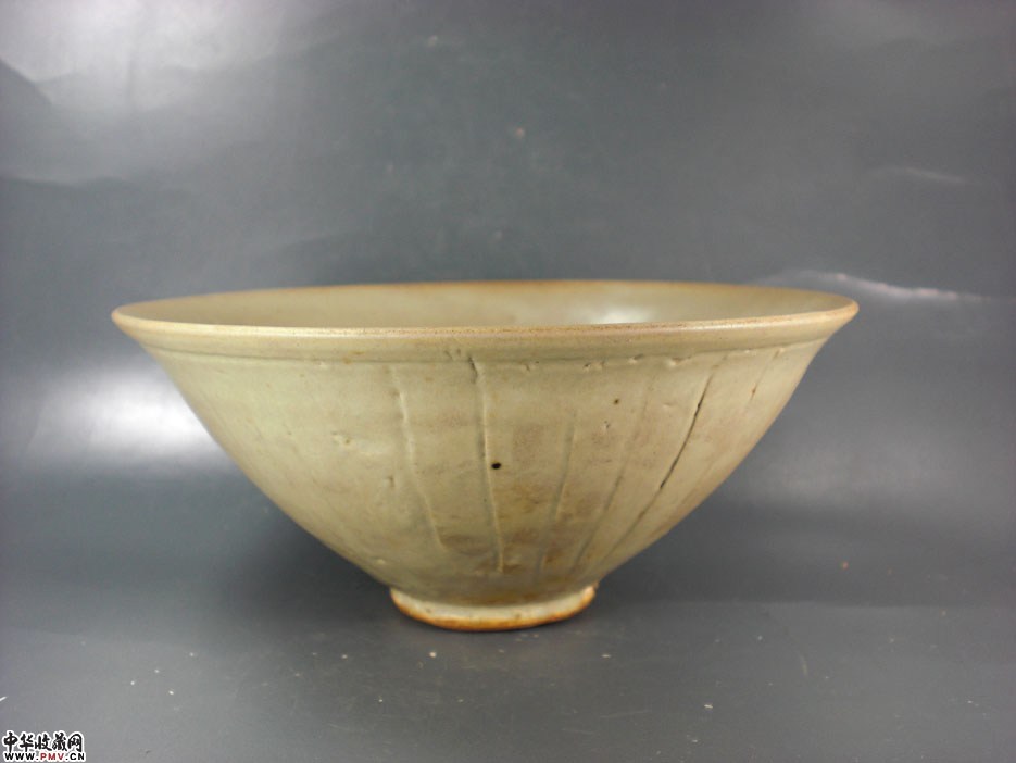 北宋耀州窑菊瓣纹斗笠盏