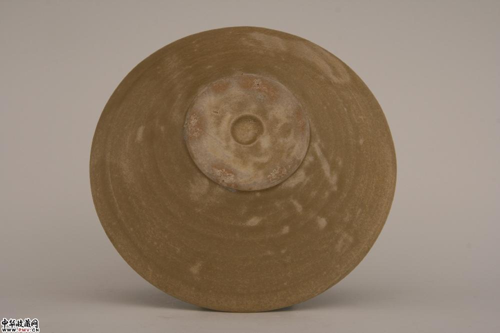 唐越窑青釉玉璧底碗