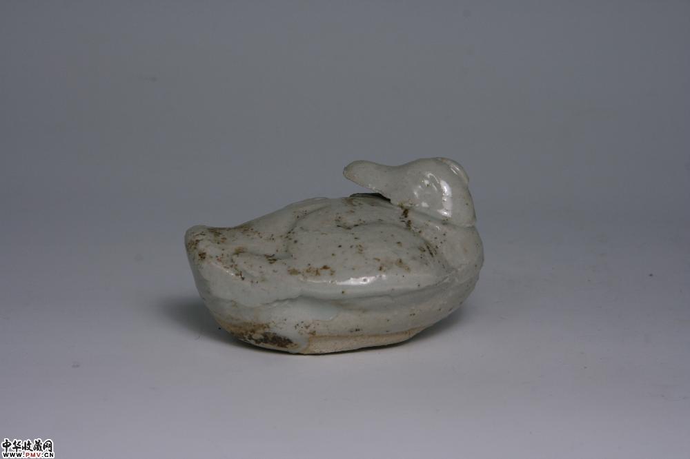 元景德镇窑白釉鸭