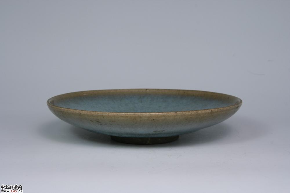 金末元初钧窑天蓝釉盘