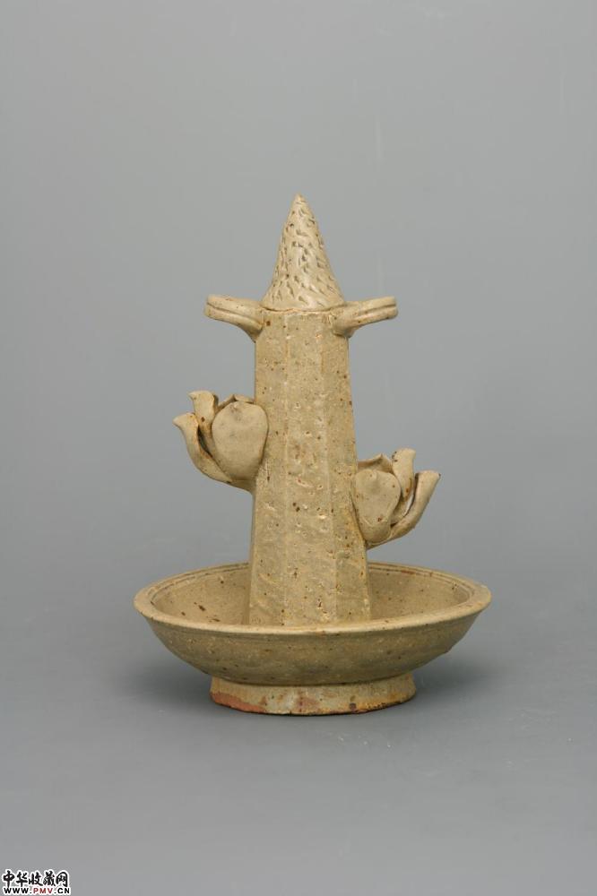 西晋越窑系青釉八楞柱莲花灯