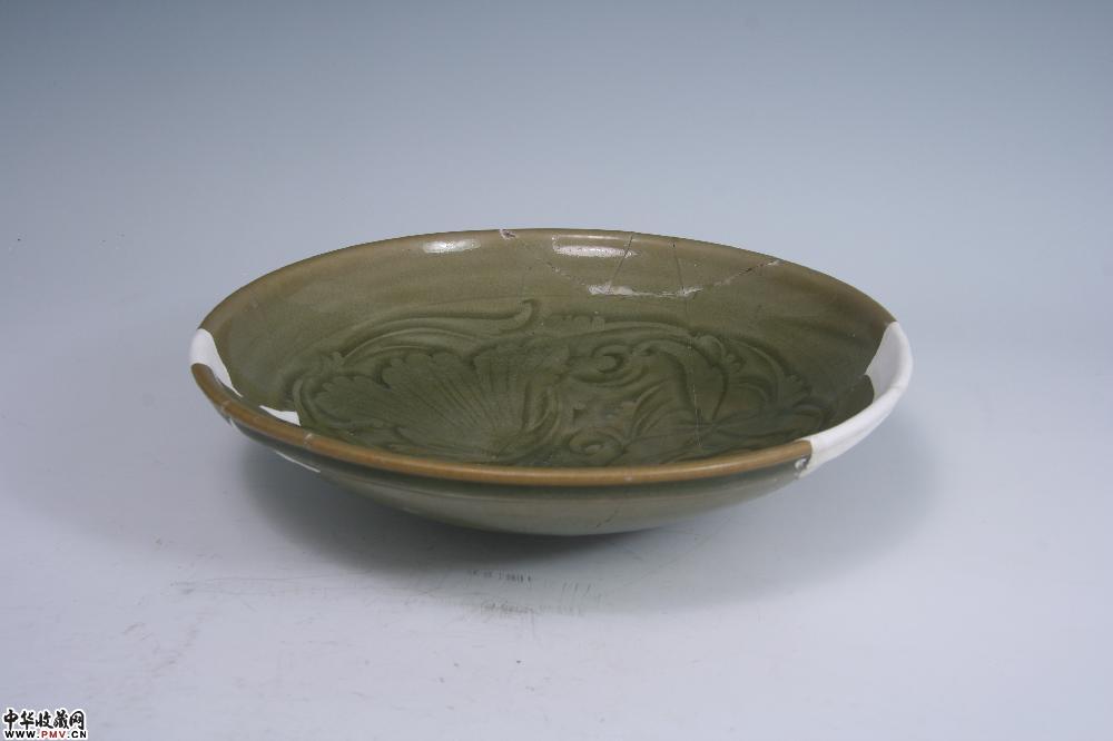 北宋耀州窑青釉刻花碗