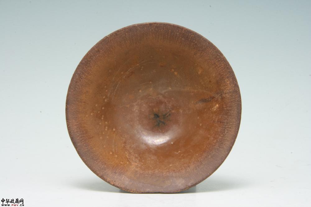 宋建窑柿釉撇口盏