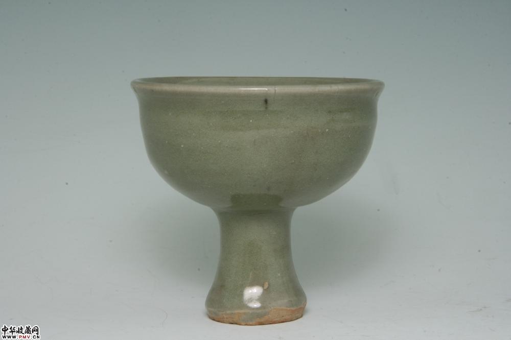 元末明初龙泉窑青釉印花高足杯