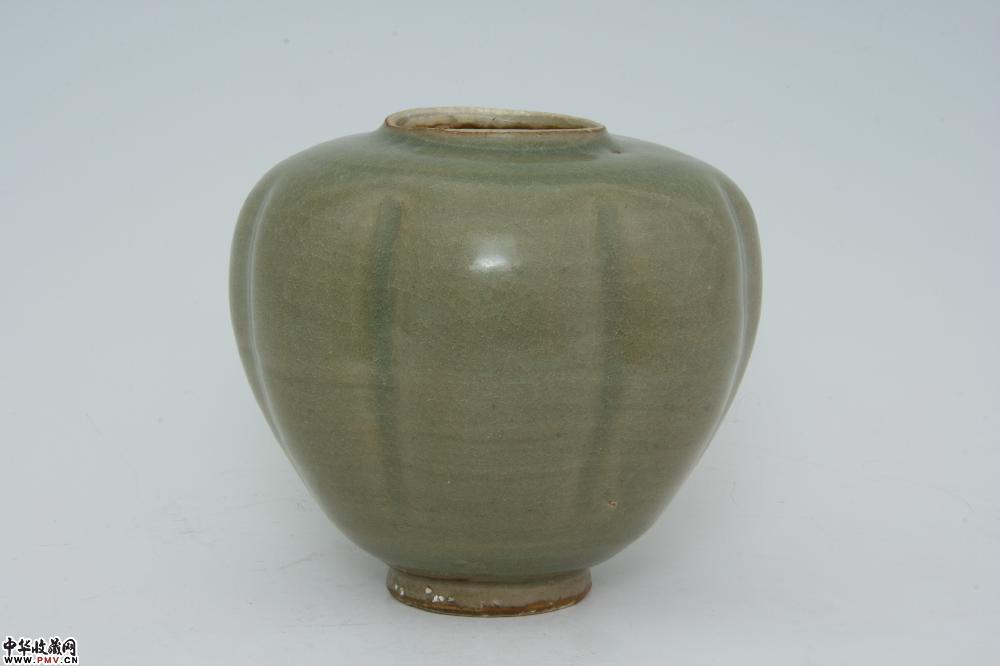 北宋耀州窑青釉瓜楞罐