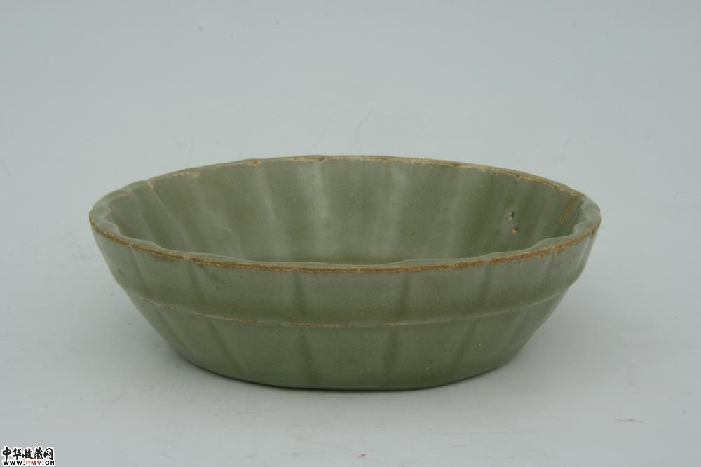 元龙泉窑青釉蔗段洗