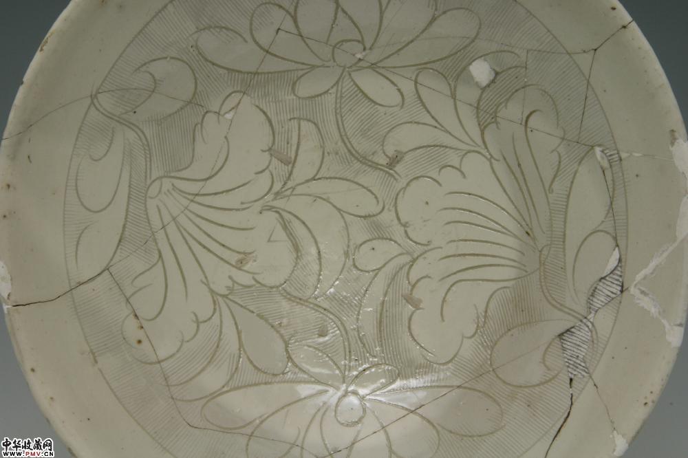北宋磁州窑白釉刻划花卉纹大碗 藏家展厅 收藏资讯|艺术家|书画家|书画名人|书法家-中华收藏网