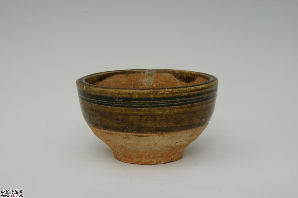 元吉州窑酱釉弦纹炉