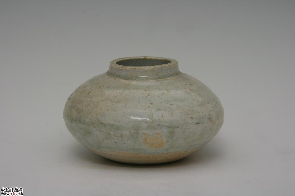 元青白釉小圆口水丞