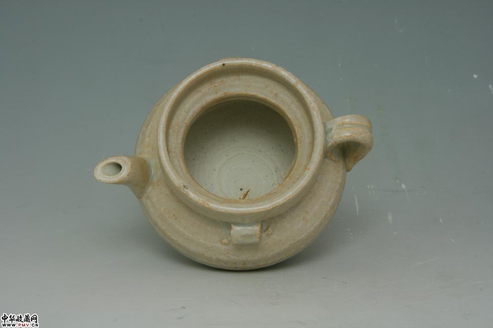 南宋南丰窑青白釉双系水注