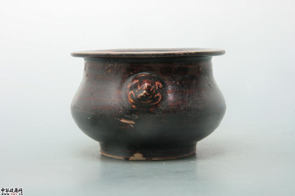 元赣州窑黑釉铺首炉