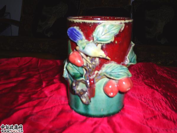 清石湾窑塑瓷笔筒