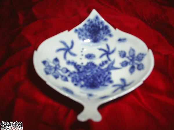 清．德化青花油灯