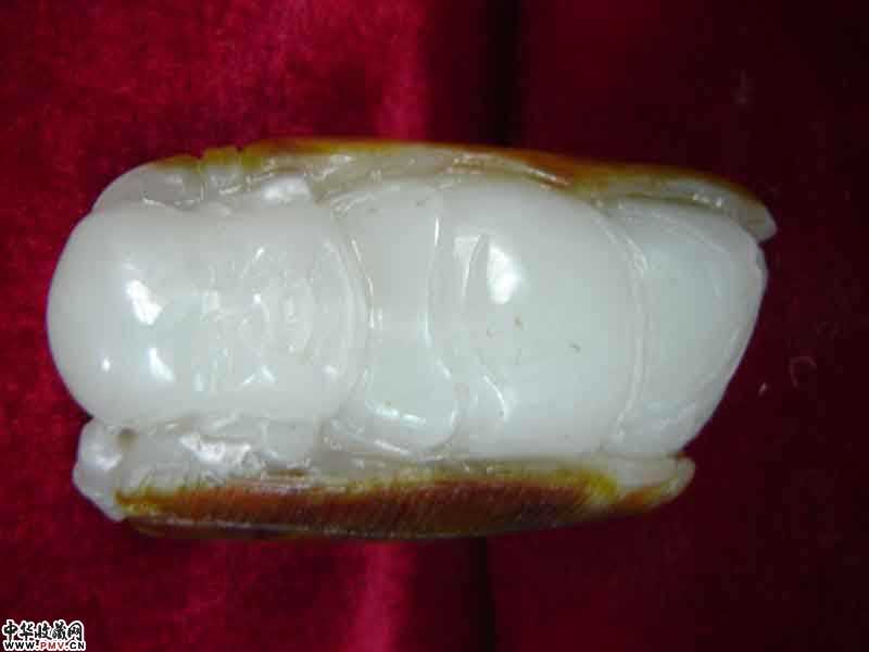 新疆和田秋梨皮白玉籽料弥勒佛