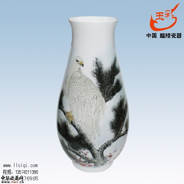 松鹰福桶瓶釉下五彩花瓶