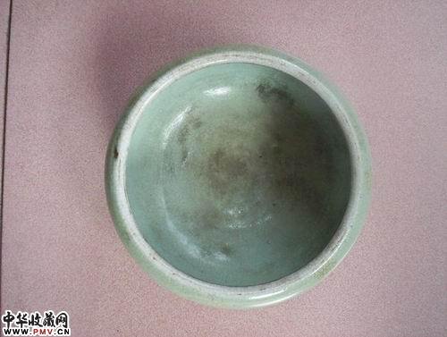 清中粉青釉三足炉