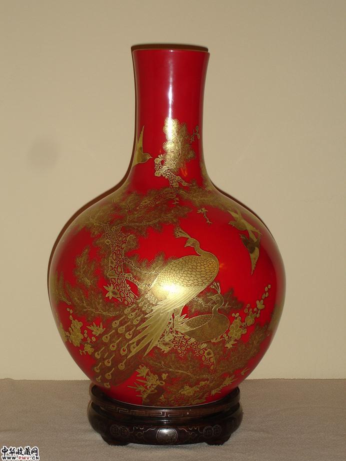 中国红百鸟朝凤天球瓶