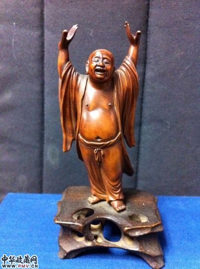 清末朱子常刻黄杨托天罗汉