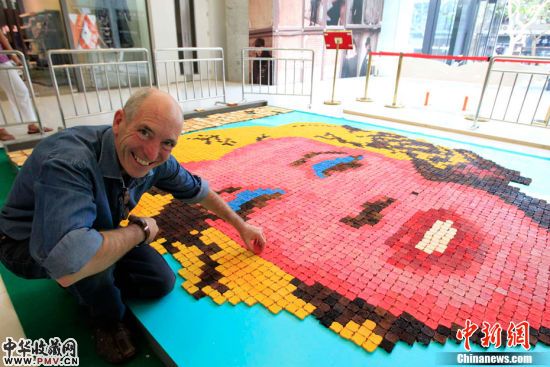 全球最大吐司马赛克梦露头像亮相上海