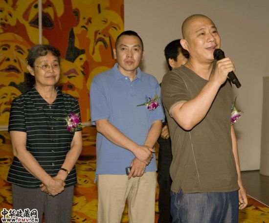 艺术家代表方力钧先生在开幕式上致辞