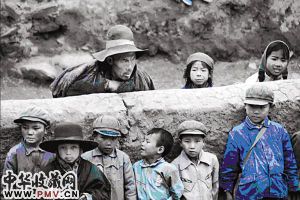 “工人・农民――朱宪民、王郁文影像４０年典藏展”在雅昌艺术馆举行，图为朱宪民摄影作品。　　（资料图片）