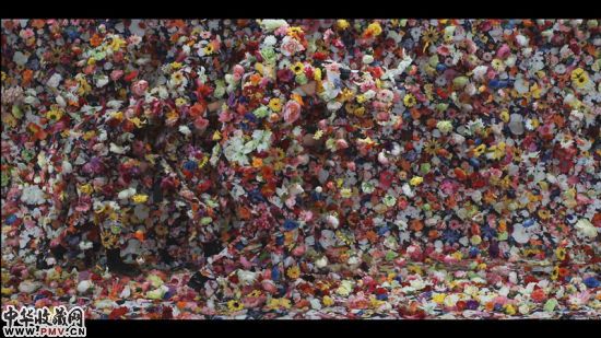 天使战士_视频,Angel Soldier_Video,23 min,single-channel video,2011 天使战士_视频,Angel Soldier_Video,23 min,single-channel video,2011