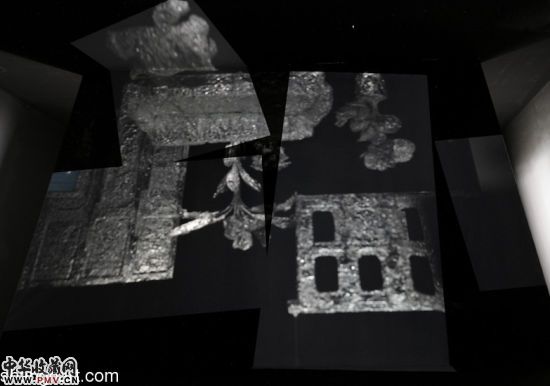 耿建翌作品内部场景