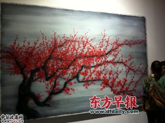 张晓刚参展作品《红梅》