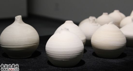 杨茂源作品《器》