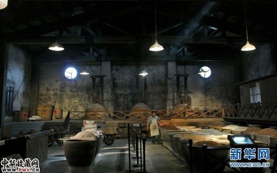 中国镇江醋文化博物馆的老作坊（10月17日摄）。