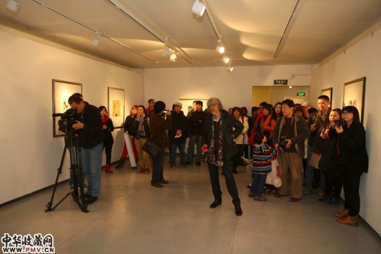 画展开幕式现场
