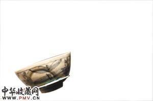 西沙北礁出水的明代小碗。