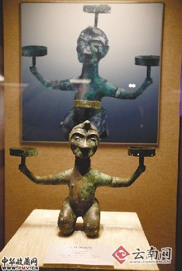 将展出的部分文物 翟剑 摄