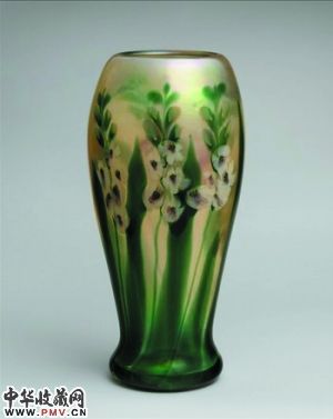 《“剑兰主题”的花瓶》路易斯・康福特・蒂凡尼设计 (美国,1848?1933)约1909年