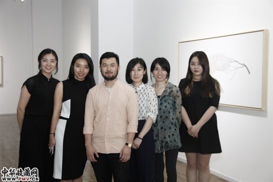 须臾尘埃：胡文丹蒙志刚双人展开幕 收藏资讯