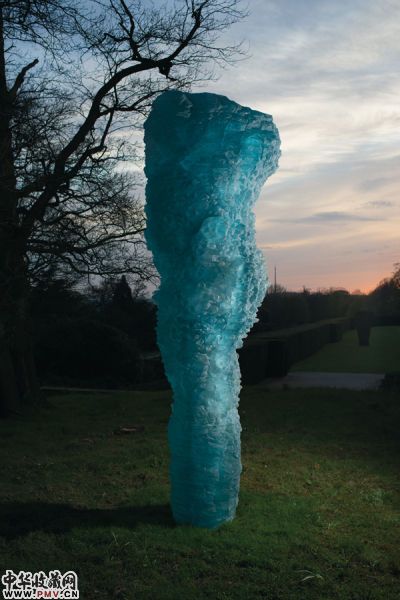 Elegantka II, 2013?14. Photo _ Jonty Wilde. Courtesy the artist, Galerie Lelong and YSP