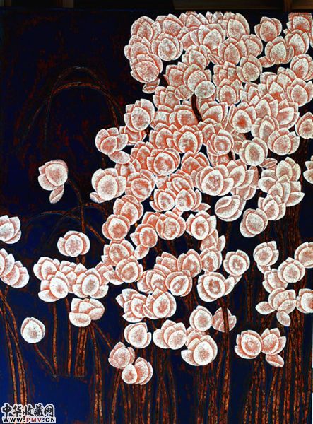 漆畫彩云南：田雪漆畫個(gè)展開幕