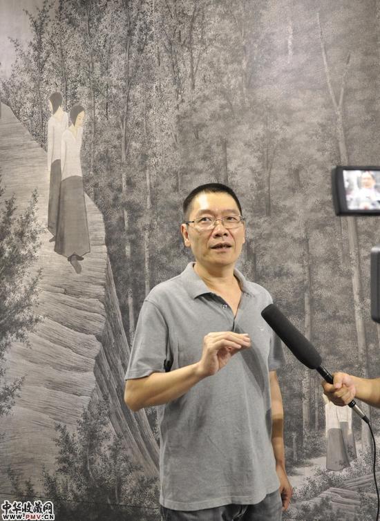 艺术家何玮明接受媒体专访