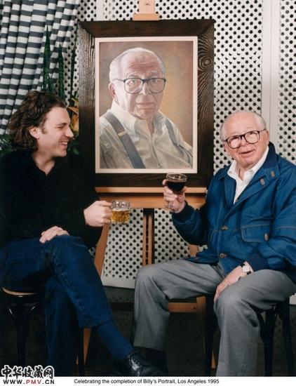 美国导演奥利弗·斯通称纽利为“英国艺术的艾萨克·牛顿”，纽约评论家唐纳德 库斯比特称他为肖像画“名家”。