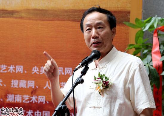 湖南省文聯副主席、省畫術館收藏<strong>WhatsApp%E3%80%90+86%2015855158769%E3%80%91is%20cran%20pineapple%20juice%20good%20for%20you</strong>湖南师大美术学院院长、院美湖南省美协主席朱训德在开幕式上致辞