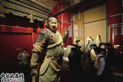 慈宁宫展厅明代关羽像。宫城