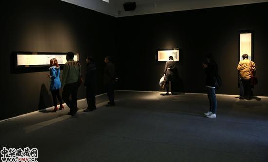 “绘事物语——杭春晖个展” 展览现场