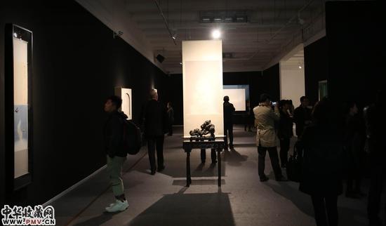 “绘事物语——杭春晖个展” 展览现场