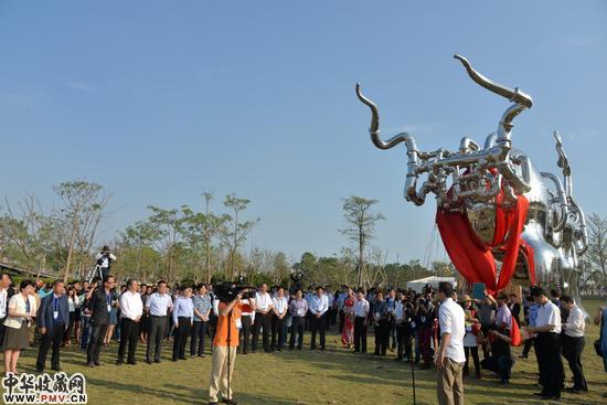 陈文令吴达新携新作亮相泉州 收藏资讯